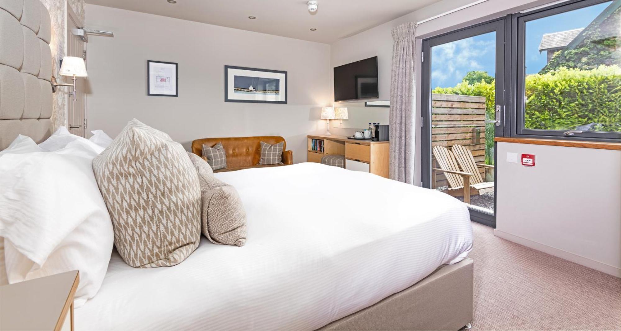 Knockendarroch Hotel พิทลอครี ภายนอก รูปภาพ